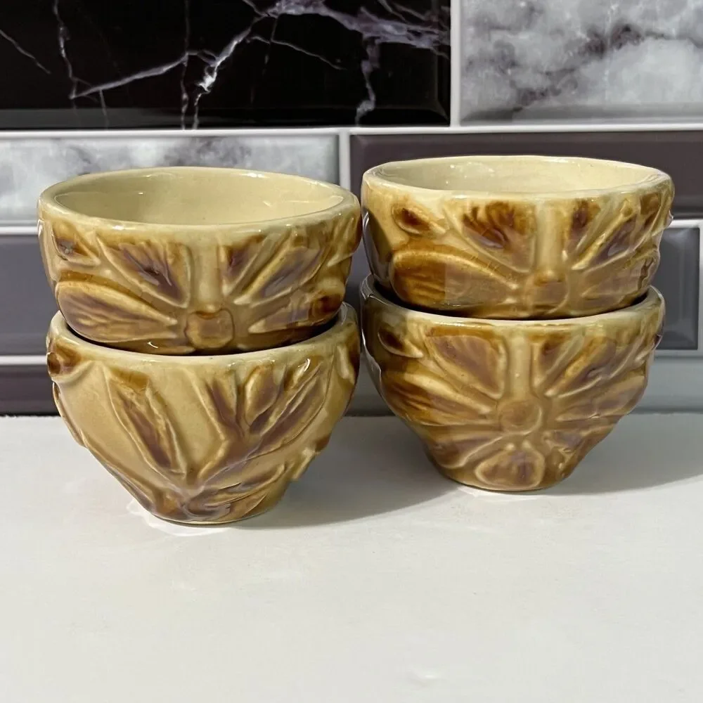 VINTAGE Ceramic Tea Cups Set of 4 Brown Embossed Etched Daisy Flowers Pottery
